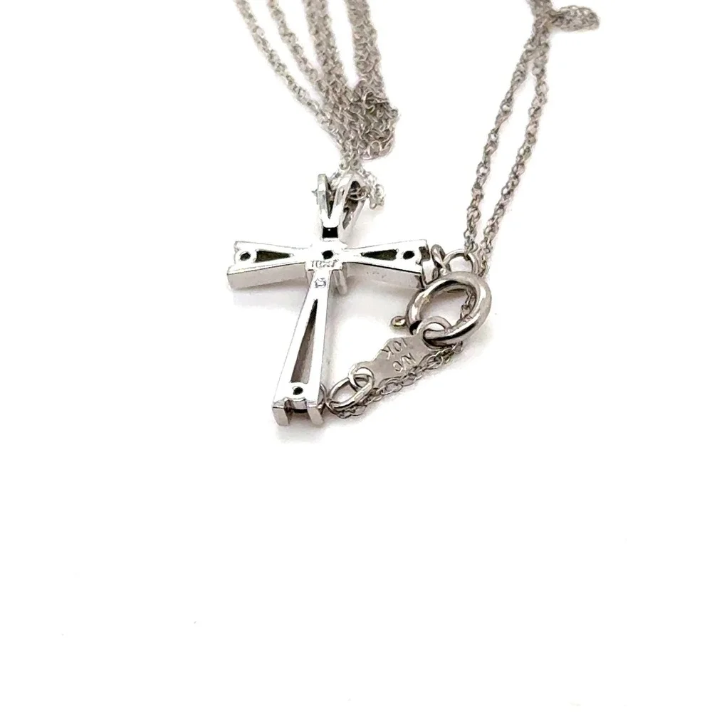 10k White Gold Diamond Cross Necklace 18 Inch Chain Small Natural Diamonds 1.2g
